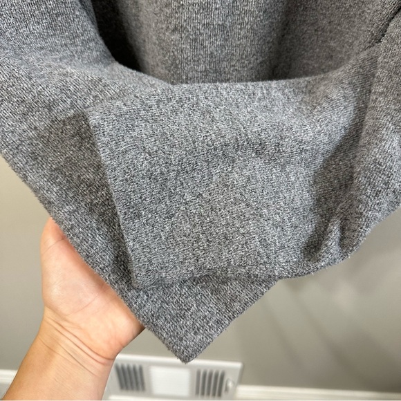 Zara Boxy Relaxed Fit Crewneck Sweater - Picture 7 of 10